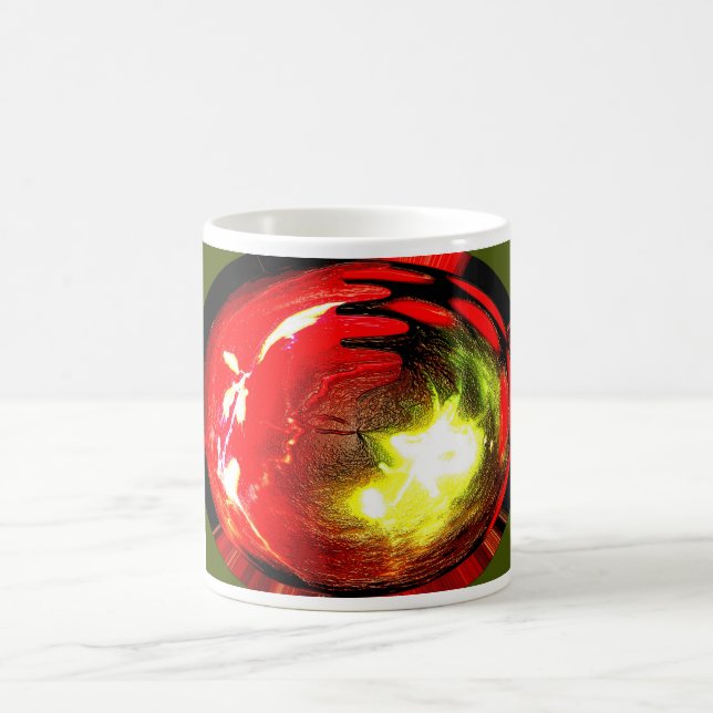 Changing planet earth coffee mug (Center)