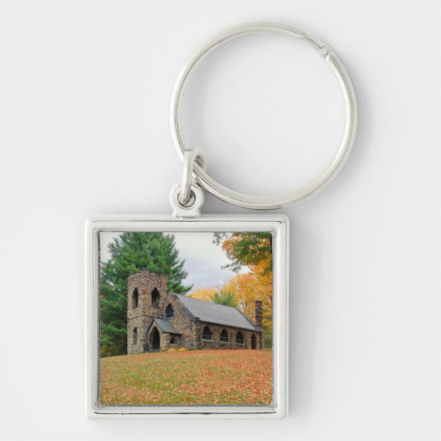 Chapel in fall key ring (Front)