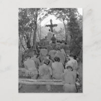 Chaplain Kenny Lynch conducts_War Image