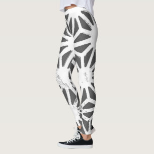 Charcoal gray geometric pattern leggings