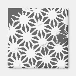 Charcoal grey geometric pattern magnet