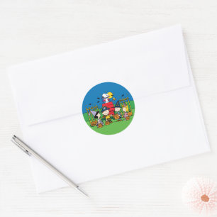 Charlie Brown and Gang Halloween Classic Round Sticker
