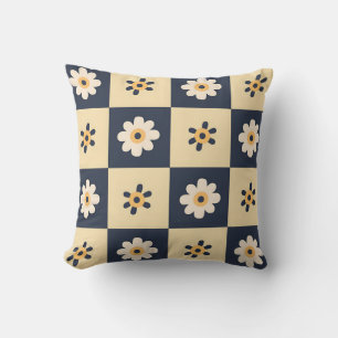 Charming Daisy Chequered Pattern Cushion