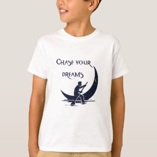 Chase your dreams Boys' T-Shirts