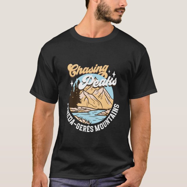 Chasing Peaks - Peneda-Gerês Mountains T-Shirt (Front)