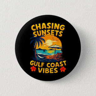 Chasing Sunsets Gulf Coast Vibes Retro Beach 6 Cm Round Badge