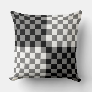 CHECKERBOARD PATTERN CUSHION