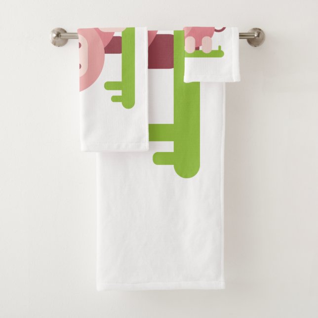 Cheerful Pink Piglet Bath Towel Set (Insitu)