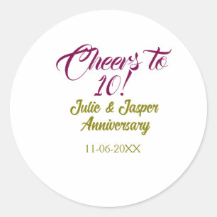 Cheers to 10th wedding anniversary mauve golden na classic round sticker