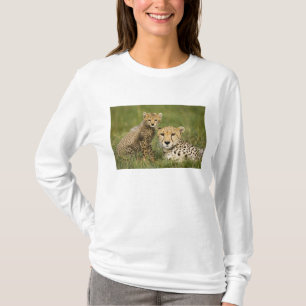 Cheetah, Acinonyx jubatus, with Cub T-Shirt