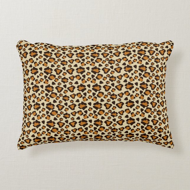 Cheetah skin pattern decorative cushion (Front)