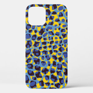 Cheetah skin texture, seamless animal print. iPhone 12 case