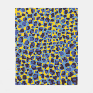 Cheetah skin texture, seamless animal print. fleece blanket