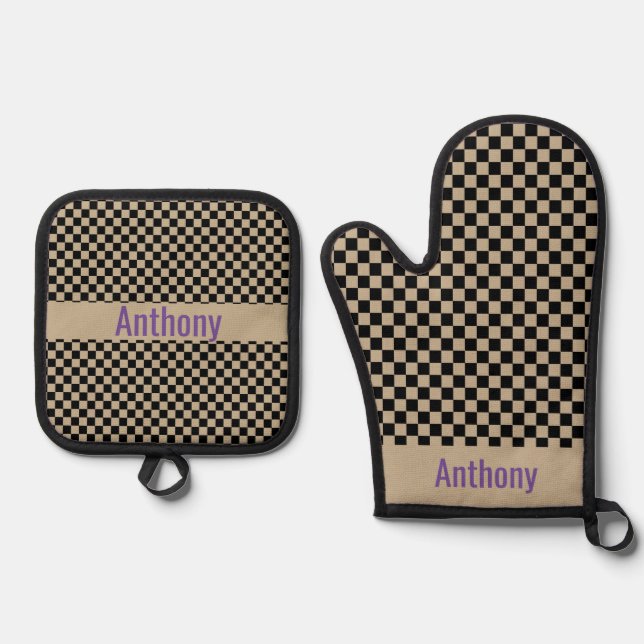 chequerboard pattern- name  oven mitt & pot hol holder set (Front)