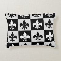 Chequered Black White Fleur-De-Lis Pattern
