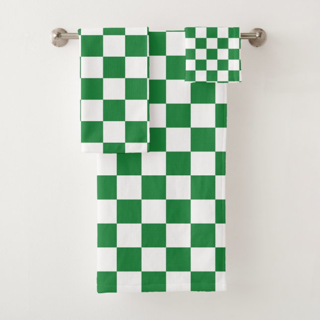 Chequered Dark Green and White Bath Towel Set (Insitu)