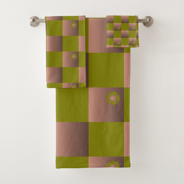 Chequered pattern in brown and olive green bath towel set (Insitu)