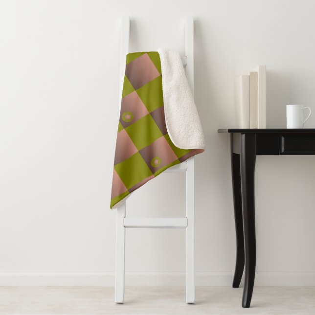 Chequered pattern in brown and olive green sherpa blanket (In Situ)