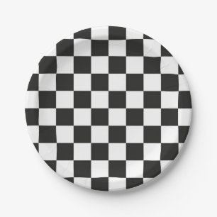 Chequered pattern paper plate