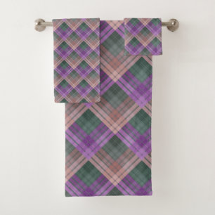 Chequered pattern with zig zag colouring bath towel set