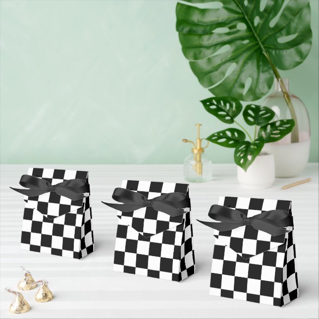 Chequered squares black and white geometric retro favour box (Multiple)