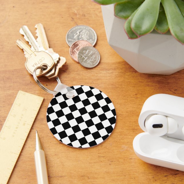 Chequered squares black and white geometric retro key ring (Desk)