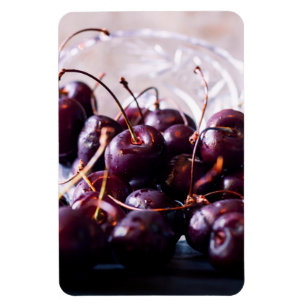 Cherries magnet