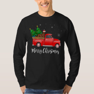 Chesapeake Bay Retriever Dog Riding Red Truck Chri T-Shirt