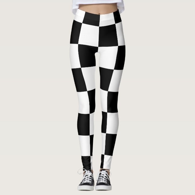 chess board leggings (Front)