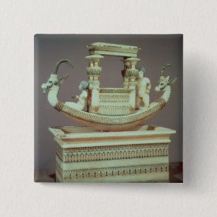 Chest with a boat decorated with two heads 15 cm square badge