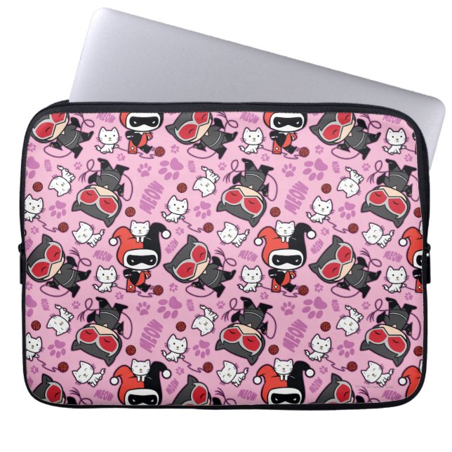 Chibi Catwoman, Harley Quinn, & Kittens Pattern Laptop Sleeve (Front)