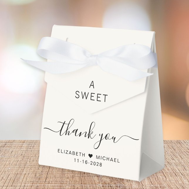 Chic A Sweet Thank You Cream Wedding Favour Box (Creator Uploaded)