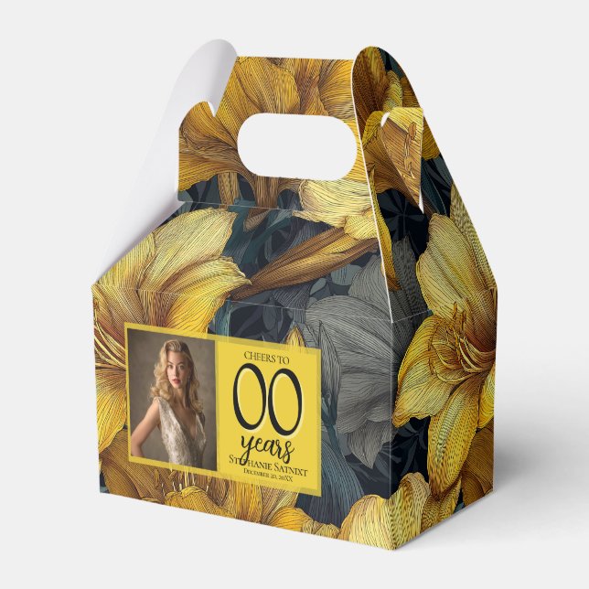 Chic Amaryllis 10Th Birthday Gift For Her Favour Box (Front Side)
