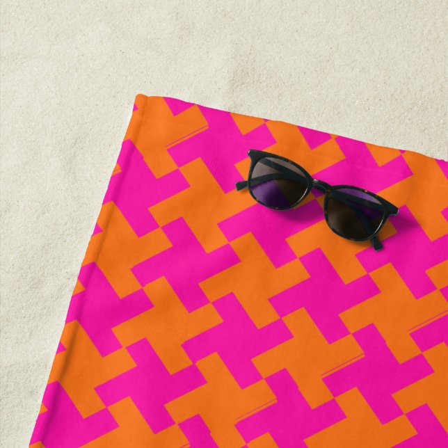 Chic Bright Orange Shocking Pink Dogtooth Pattern Beach Towel (In Situ)