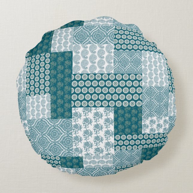 Chic Ethnic Faux Patchwork Pattern, Teal and White Round Cushion (Back)