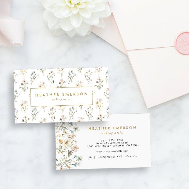 Chic Floral Business Card (Creator Uploaded)