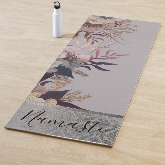 Chic Floral Elegant Damask Yoga Mat (In Situ)