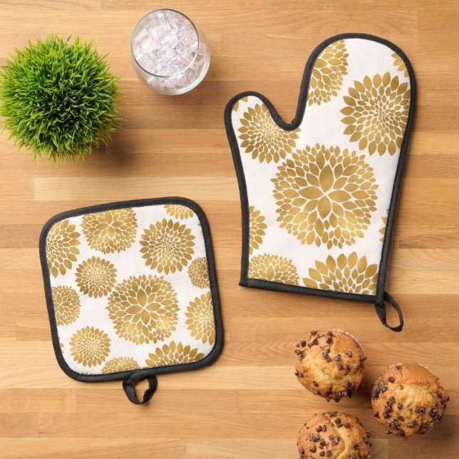 Chic Gold Flowers Oven Mitt & Pot Holder Set (Top Down)