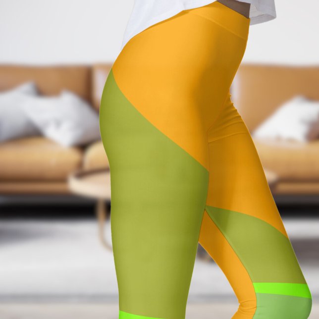 Chic Green and Umber Angles Leggings (Chic Green and Umber Angles Leggings)