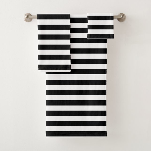 Chic Horizontal Stripes Black And White Striped  Bath Towel Set (Insitu)