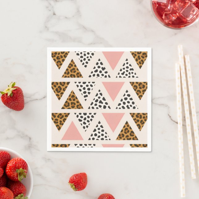 Chic Leopard & Pink Triangle Pattern Napkin (Insitu)