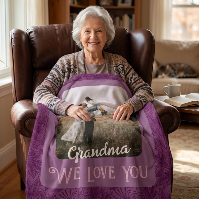 Chic Personalised Photo Text Grandma Gift Red Fleece Blanket (Chic Personalized Photo Text Grandma Gift Red Fleece Blanket)