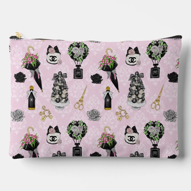 Chic Pink Vintage Vanity Illustration Makeup Pouch (Front)