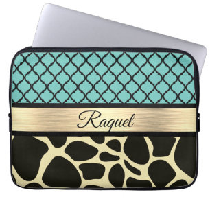 Chic Quatrefoil Giraffe Print        Laptop Sleeve