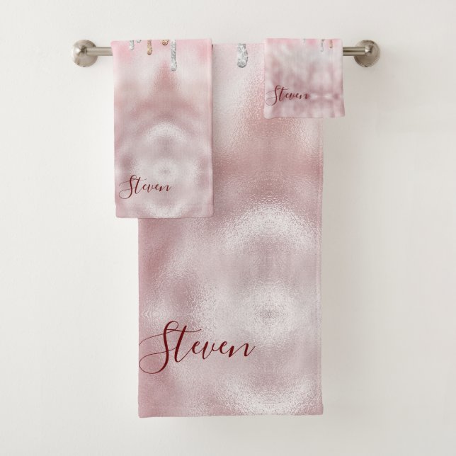 Chic rose blush gold glitter drips monogram bath towel set (Insitu)