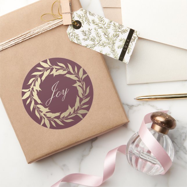 Chic Script Joy Gold Wreath Christmas Burgundy Classic Round Sticker (Gifting)