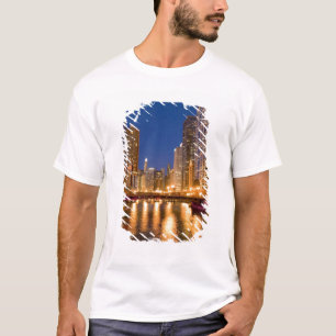 Chicago, Illinois, Skyline and Chicago River at T-Shirt