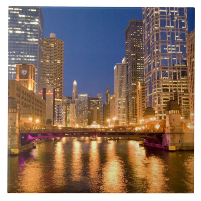 Chicago, Illinois, Skyline and Chicago River at Tile (Front)