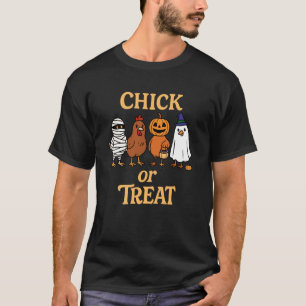Chick or Treat Funny Chicken Halloween Pun Design T-Shirt
