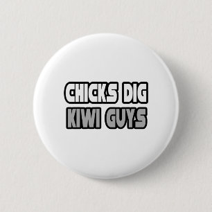 Chicks Dig Kiwi Guys 6 Cm Round Badge
